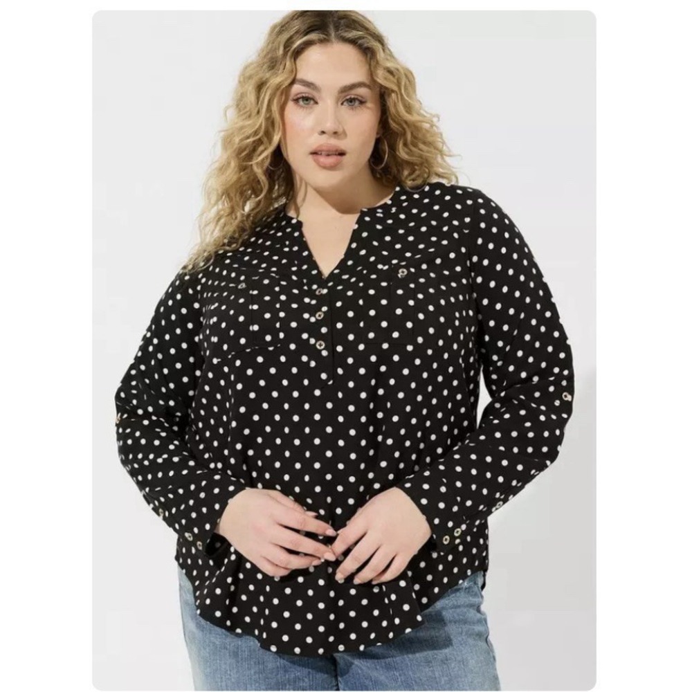NWT Torrid Black White Polka Dot Challis Long Sleeve Button Up Blouse Size 1X